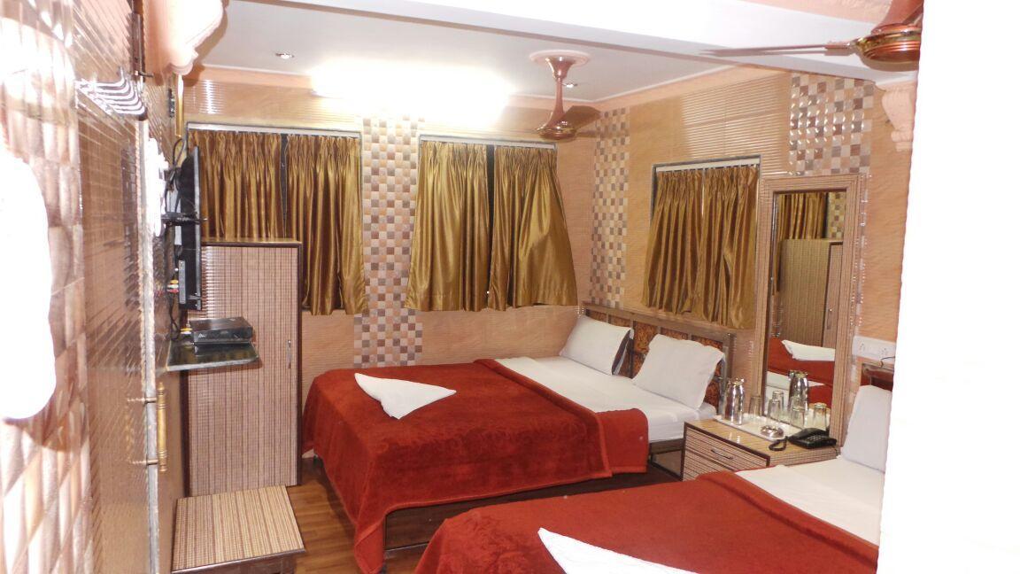 Hotel Shadab Palace Mumbai Exterior photo